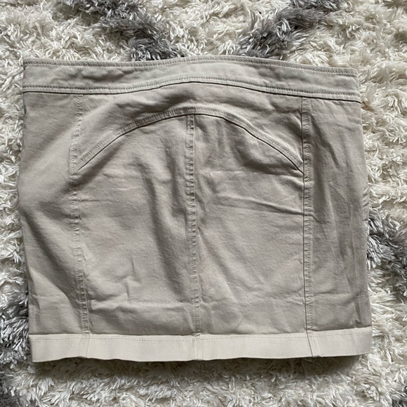 Patrizia Pepe skirt with zipper - Picture 3 of 5